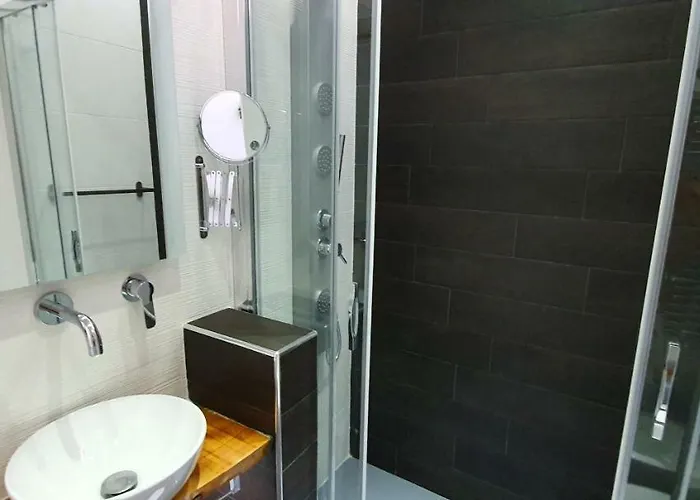 Vanessa Nocleg ze śniadaniem 3*