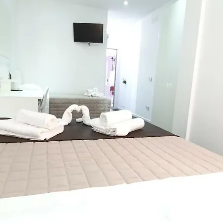 Vanessa Oda ve Kahvaltı
